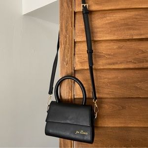 Jeu Illimité Black Leather Cherie Min Top Handle Crossbody Bag